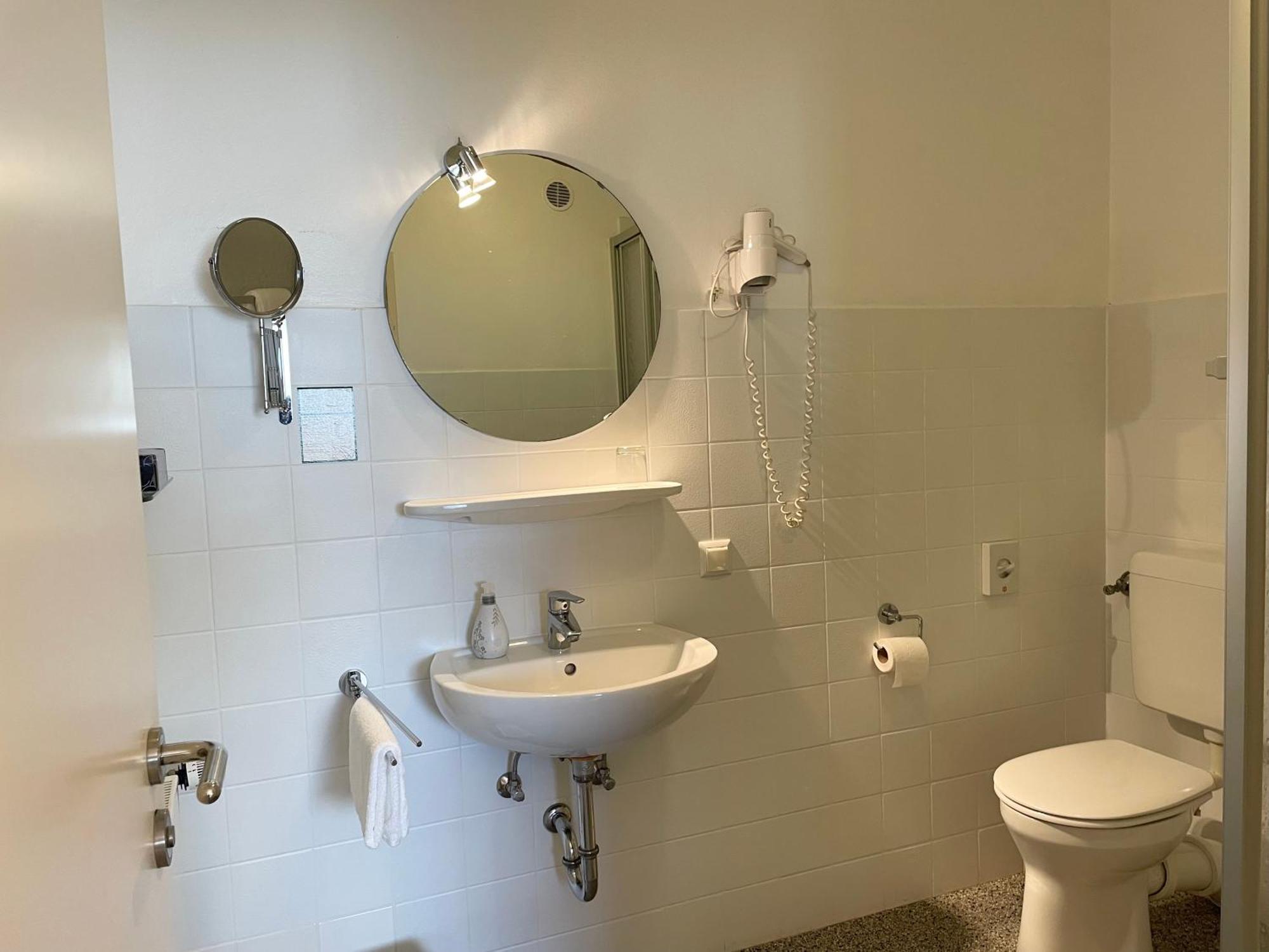 Hotel-Pension Hommen Coblenza Esterno foto